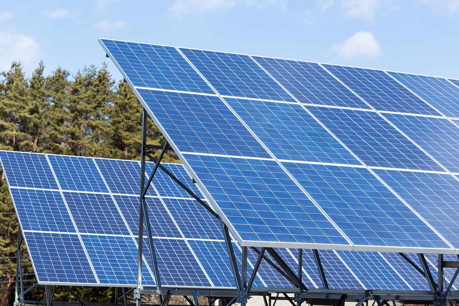 How Solar Energy Helps Reduce Carbon Footprint